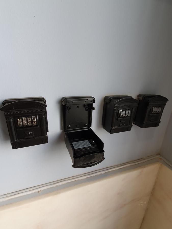 Inn Faro - Casa Amarela - Guest House ภายนอก รูปภาพ