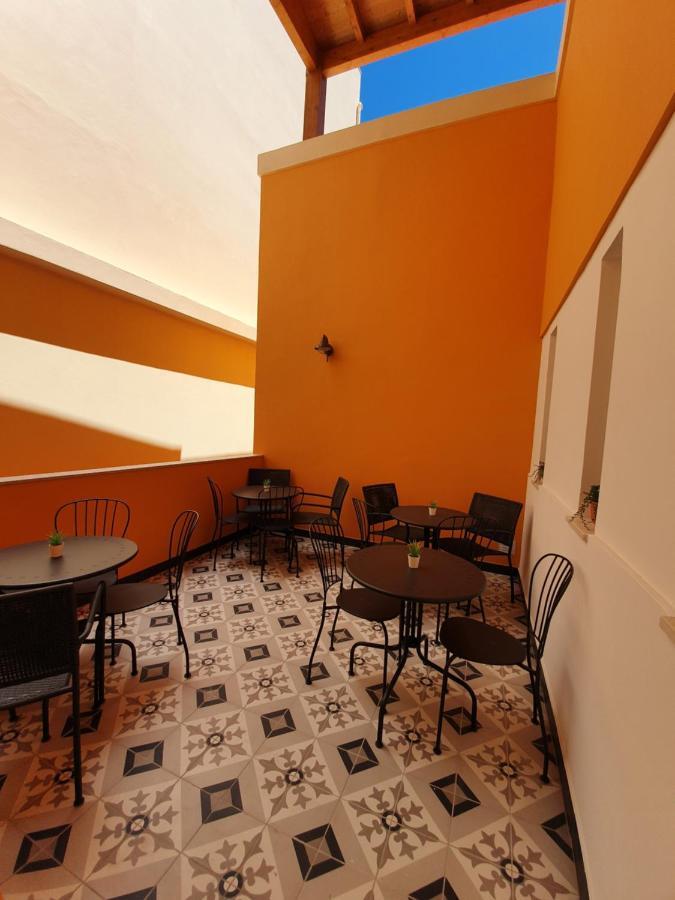Inn Faro - Casa Amarela - Guest House ภายนอก รูปภาพ