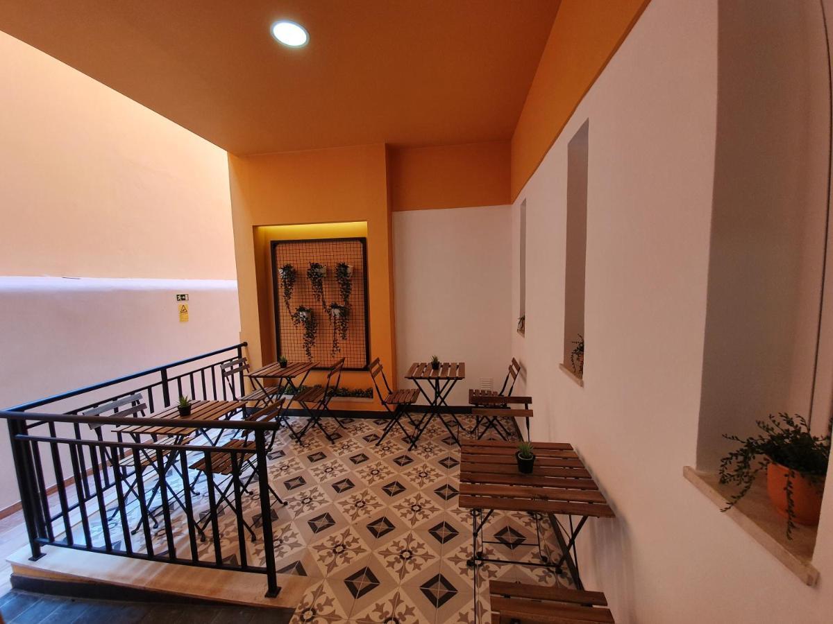 Inn Faro - Casa Amarela - Guest House ภายนอก รูปภาพ