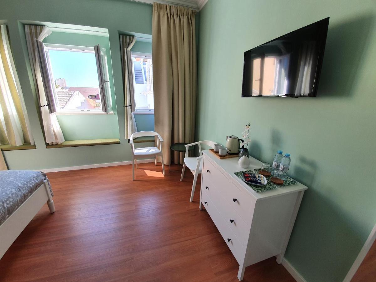 Inn Faro - Casa Amarela - Guest House ภายนอก รูปภาพ